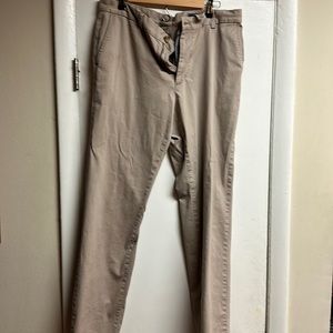 Vineyard vine khakis men 34/34